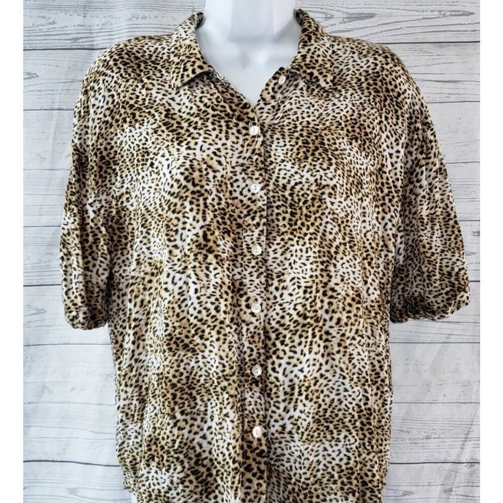 Amuse Society Womens Button Front Top Large Black Brown Leopard Print Viscose - Picture 4 of 4
